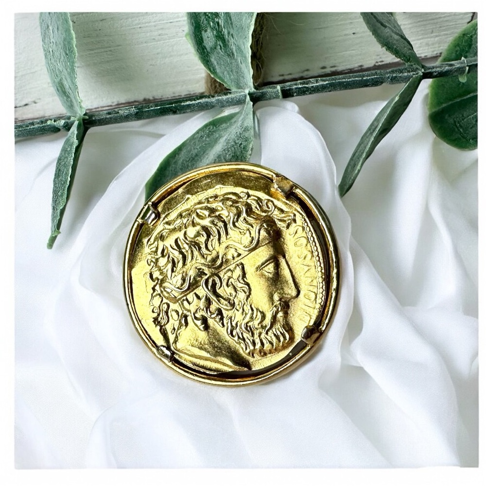 💛Vintage Napier 1980s Dionysos Coin Brooch